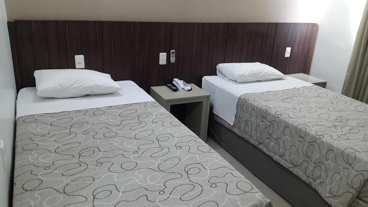 בטים Hotel Abba Uno מראה חיצוני תמונה