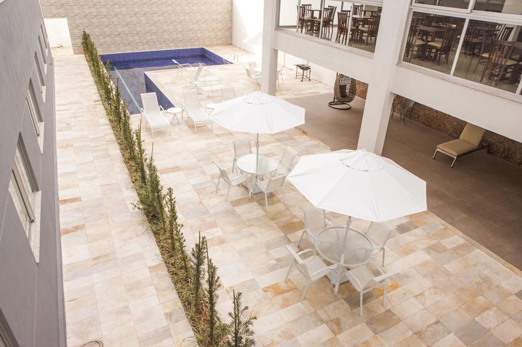 בטים Hotel Abba Uno מראה חיצוני תמונה